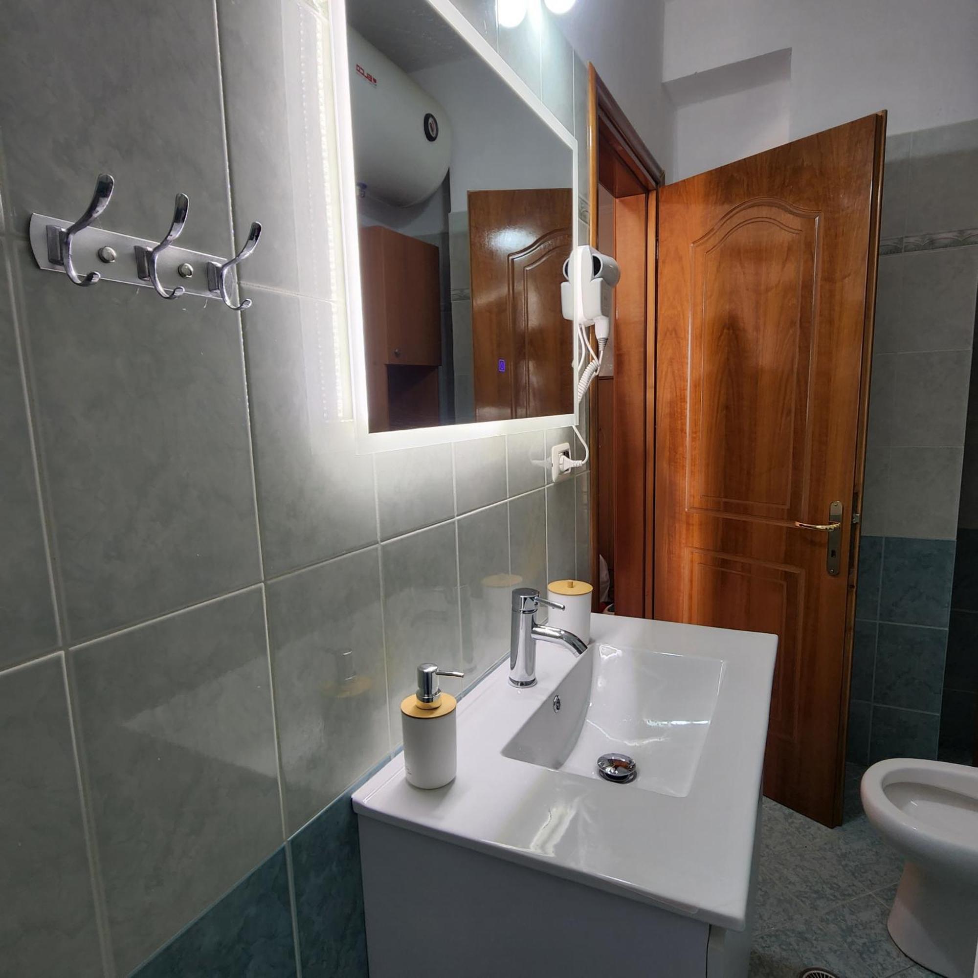 Sunsea Apartment Sarandë 外观 照片